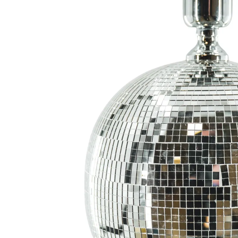 Disco-Tischlampe aus Glas mit Spiegelplättchen von Housevitamin in Silber, 20 × 20 × 20 cm, Ansicht 4