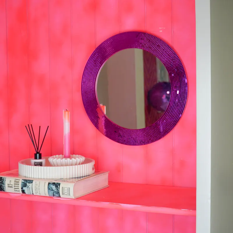 Runder Disco-Wandspiegel aus Glas mit Spiegelkachel-Rand von Housevitamin in Rosa, 40 × 1 × 40 cm, Ansicht 2
