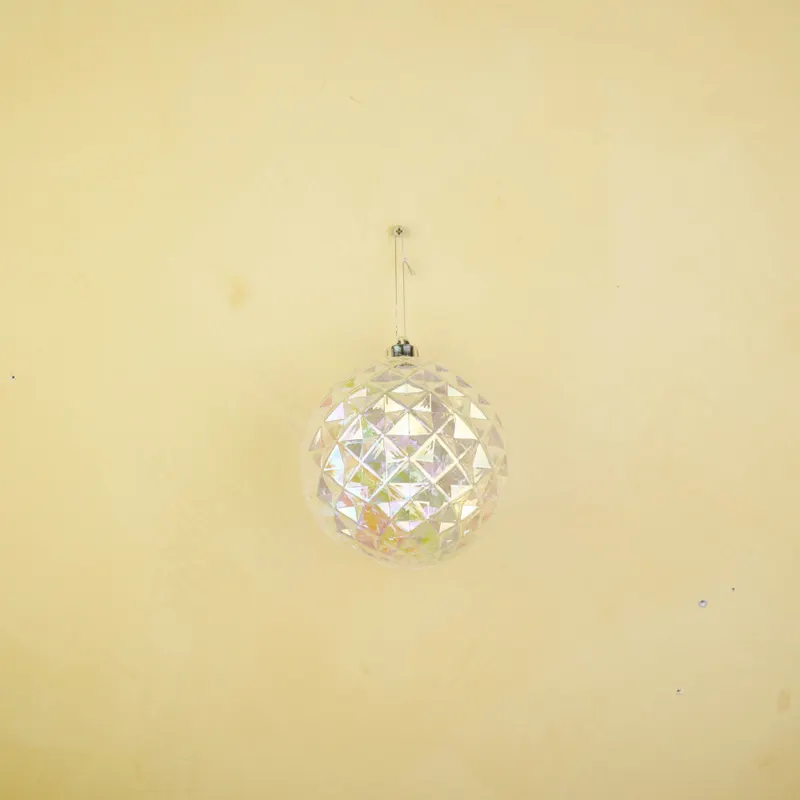 Christbaumkugel mit Diamantrelief aus Kunststoff von Housevitamin in Transparent, 15 × 15 cm, Ansicht 2