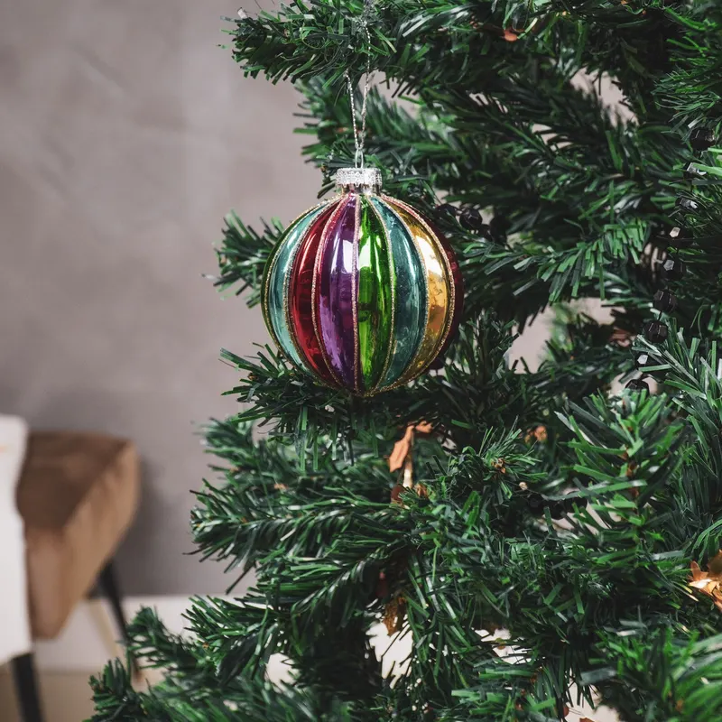 Weihnachtsanhänger Glaskugel in bunten Farben, 8 × 8 cm von Housevitamin in Mehrfarbig, Ansicht 3