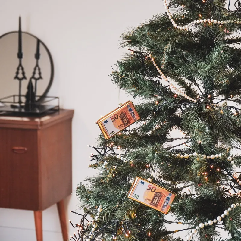 Weihnachtsanhänger im 50-Euro-Schein-Motiv aus Glas, 2er-Set von Housevitamin, Ansicht 4