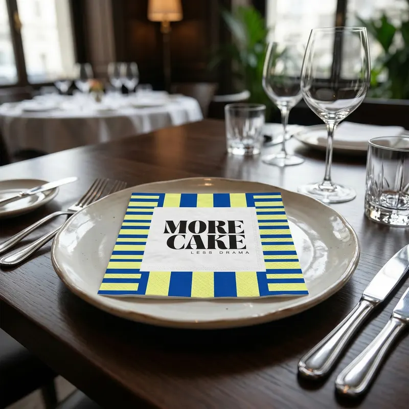 Papierservietten „More Cake, Less Drama“ aus FSC-Papier von Housevitamin in Blau und Grün, 33 × 33 cm, Ansicht 4