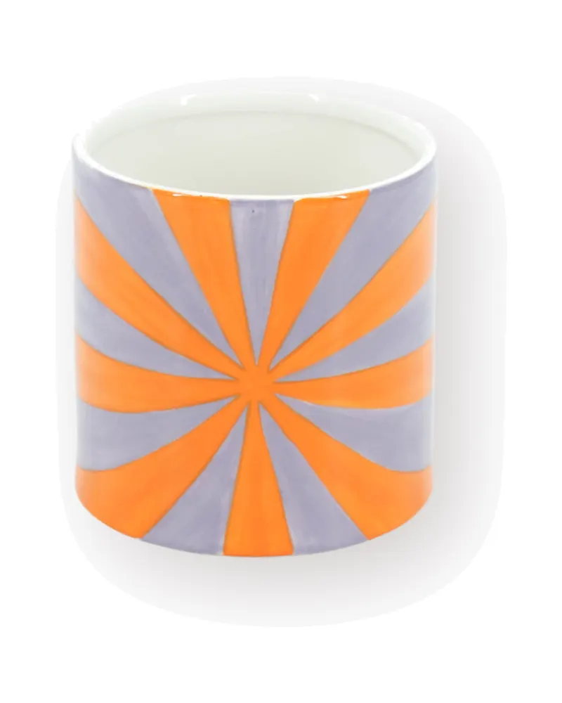 Swirl-Blumentopf aus Dolomit mit spiralförmigem Design von Housevitamin in Flieder/Orange, 12,5 × 12,5 × 13 cm, Ansicht 1