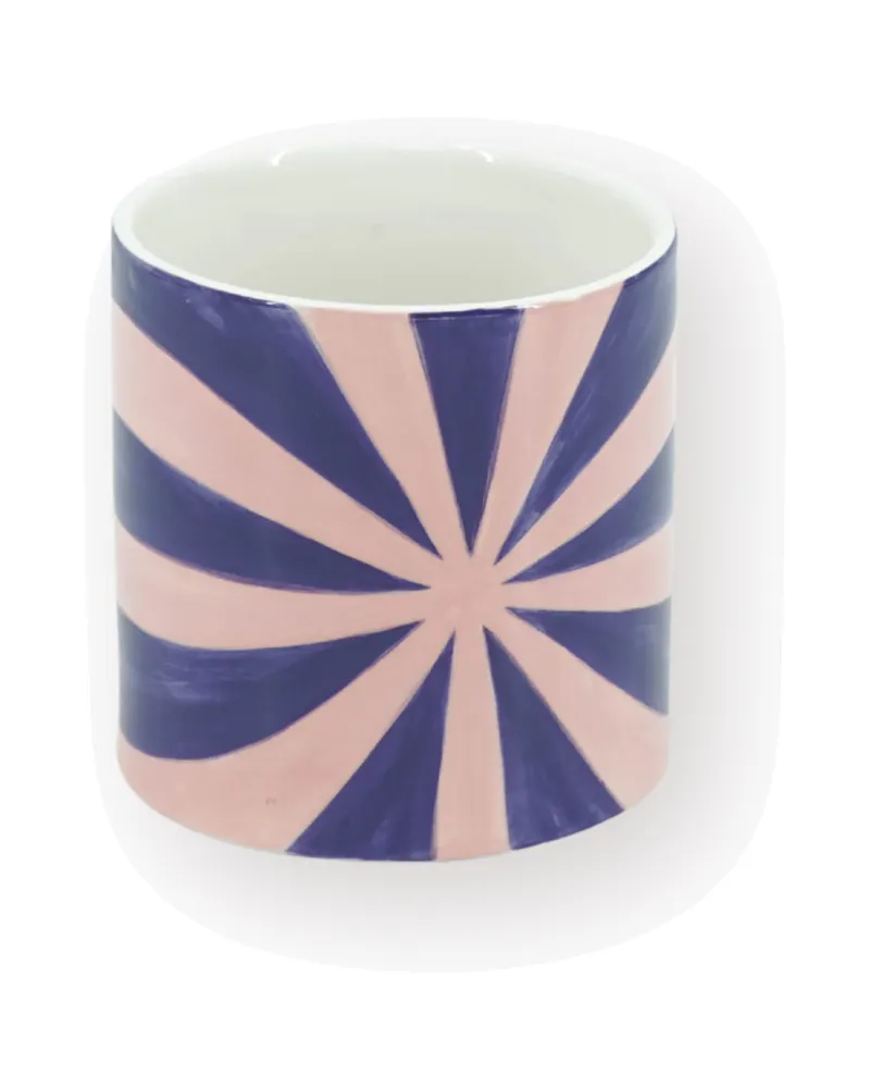 Swirl-Blumentopf aus Dolomit mit spiralförmigem Design von Housevitamin in Blau/Rosa, 15,5 × 15,5 × 16 cm, Ansicht 1
