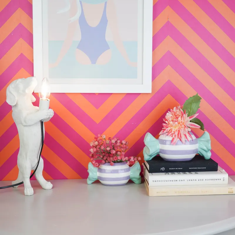 Blumentopf Toffee Candy aus Dolomit im zweifarbigen Bonbon-Design von Housevitamin in Mint/Lila, Ansicht 4