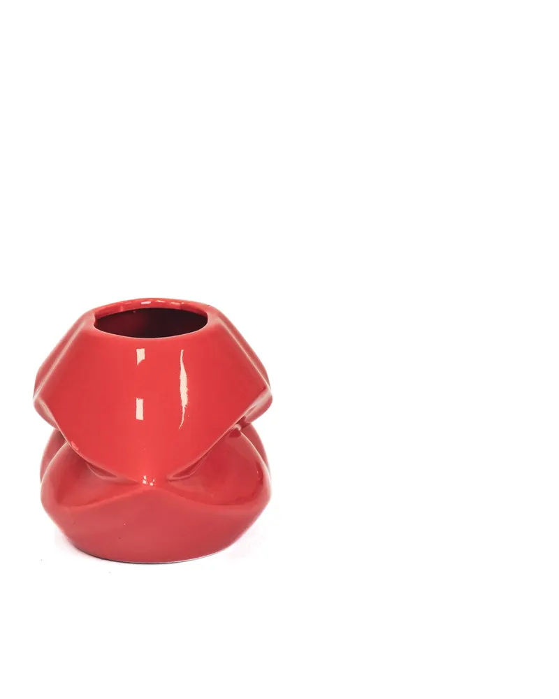 Lippenvase aus roter Keramik mit mundförmiger Silhouette von Housevitamin in Rot, 21 × 19 × 11 cm, Ansicht 4