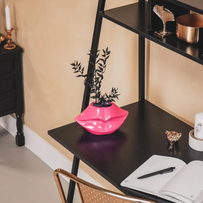 Lippenvase aus Keramik in Neonpink von Housevitamin in Neonpink, 21 × 19 × 11 cm, Ansicht 6