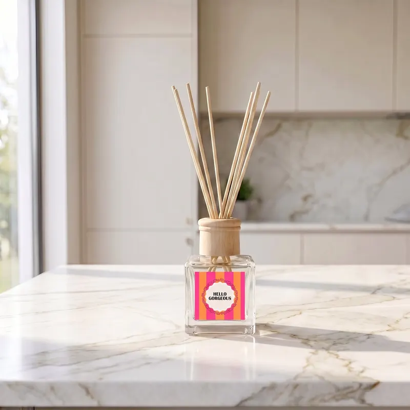 Raumduft-Diffuser Hello Gorgeous mit Jasmin, Glasflasche von Housevitamin, Ansicht 2
