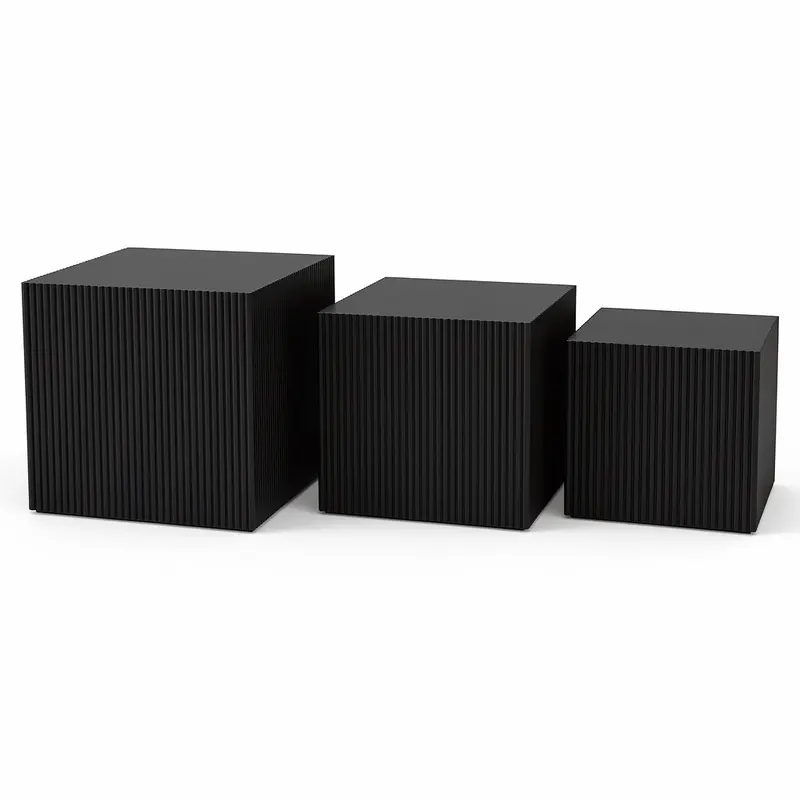 Quadratische Beistelltische aus MDF im 3er-Set von Housevitamin in Schwarz