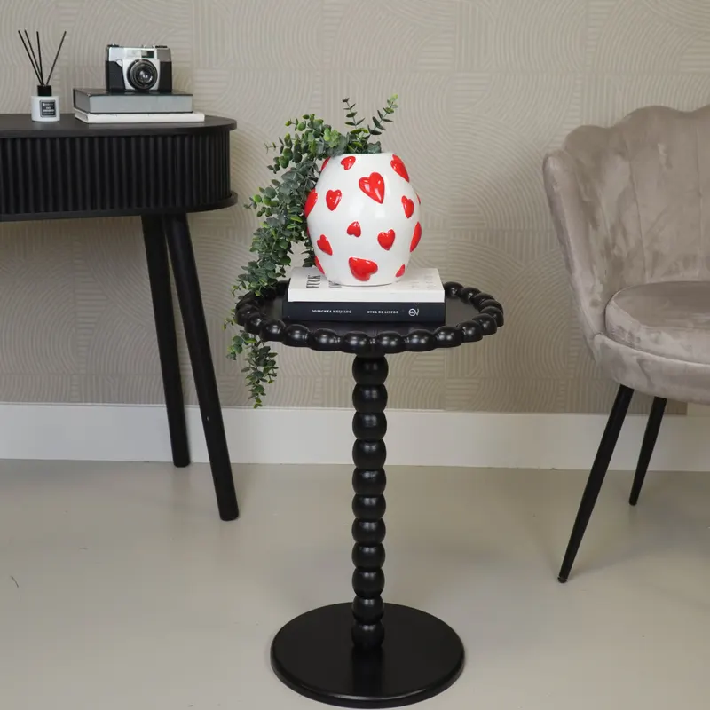 Runder Beistelltisch Pearl mit Perlenrand aus MDF von Housevitamin in Schwarz, Ø 38 cm × Höhe 55 cm, Ansicht 2