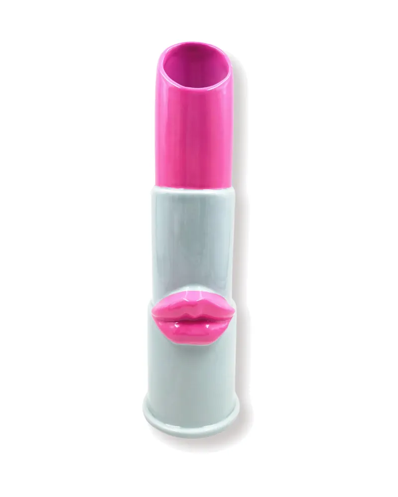 Keramikvase Lipstick im Format 11 × 10 × 35 cm von Housevitamin in Mint/Rosa