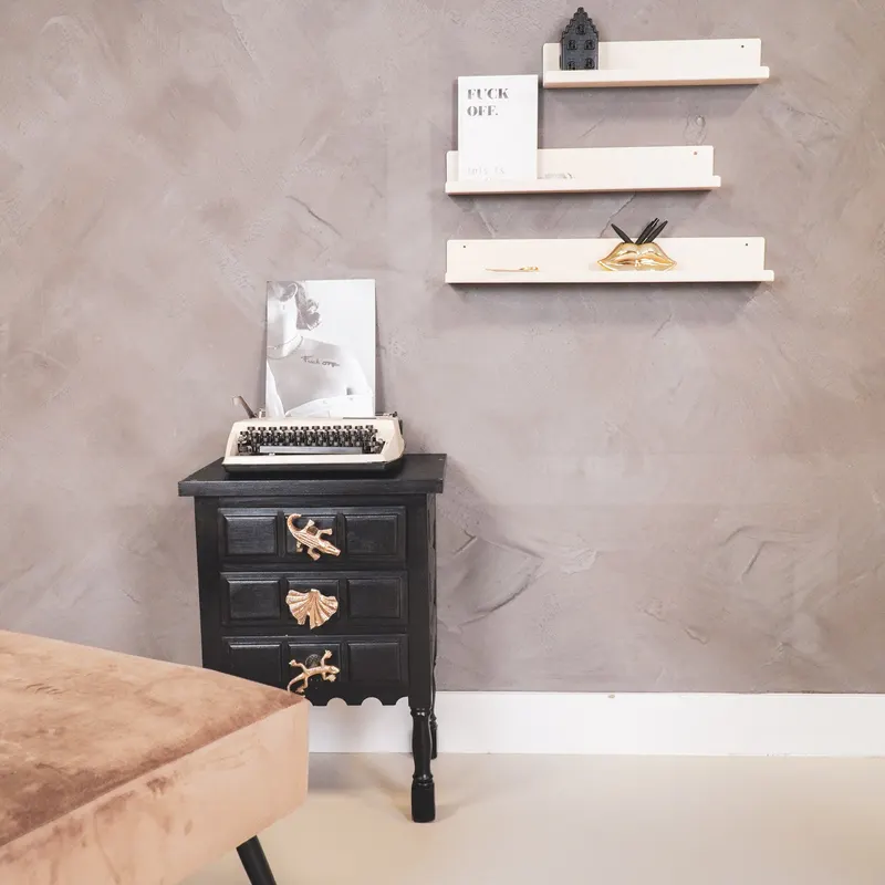 Wandregal-Set aus Metall in Beige, 3 Größen von Housevitamin in Beige, 40 × 8 × 7 cm, 50 × 8 × 7 cm und 60 × 8 × 7 cm, Ansicht 7