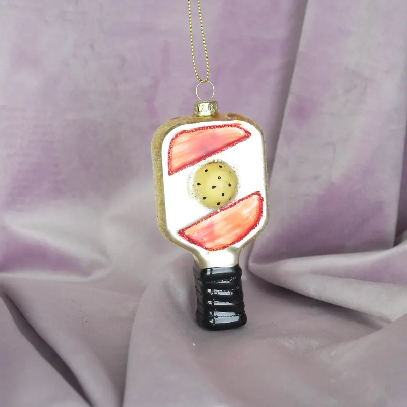 Weihnachtsanhänger Padel aus Glas in Rot und Gelb von Housevitamin in Rot und Gelb, 5 × 3 × 10,5 cm, Ansicht 3