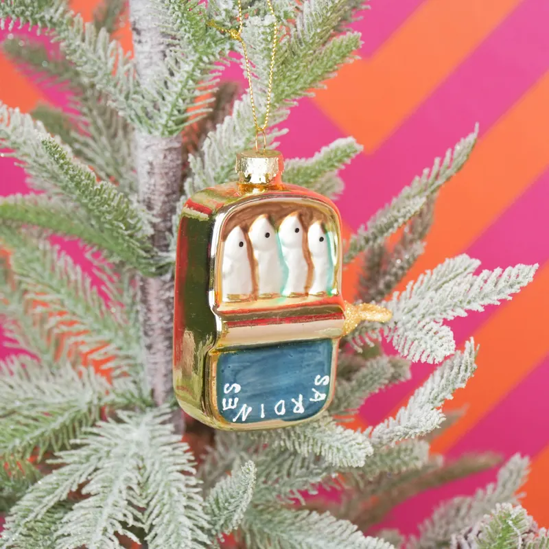 Weihnachtsanhänger Sardinen aus Glas in Blau und Gold von Housevitamin in Blau und goldfarben, 8 × 3,5 × 10 cm, Ansicht 2
