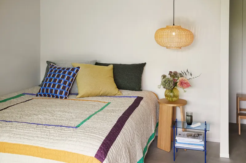 Hübsch Twist Square Tagesdecke in Multifarben und Sandfarben, 260 × 260 cm, Ansicht 7