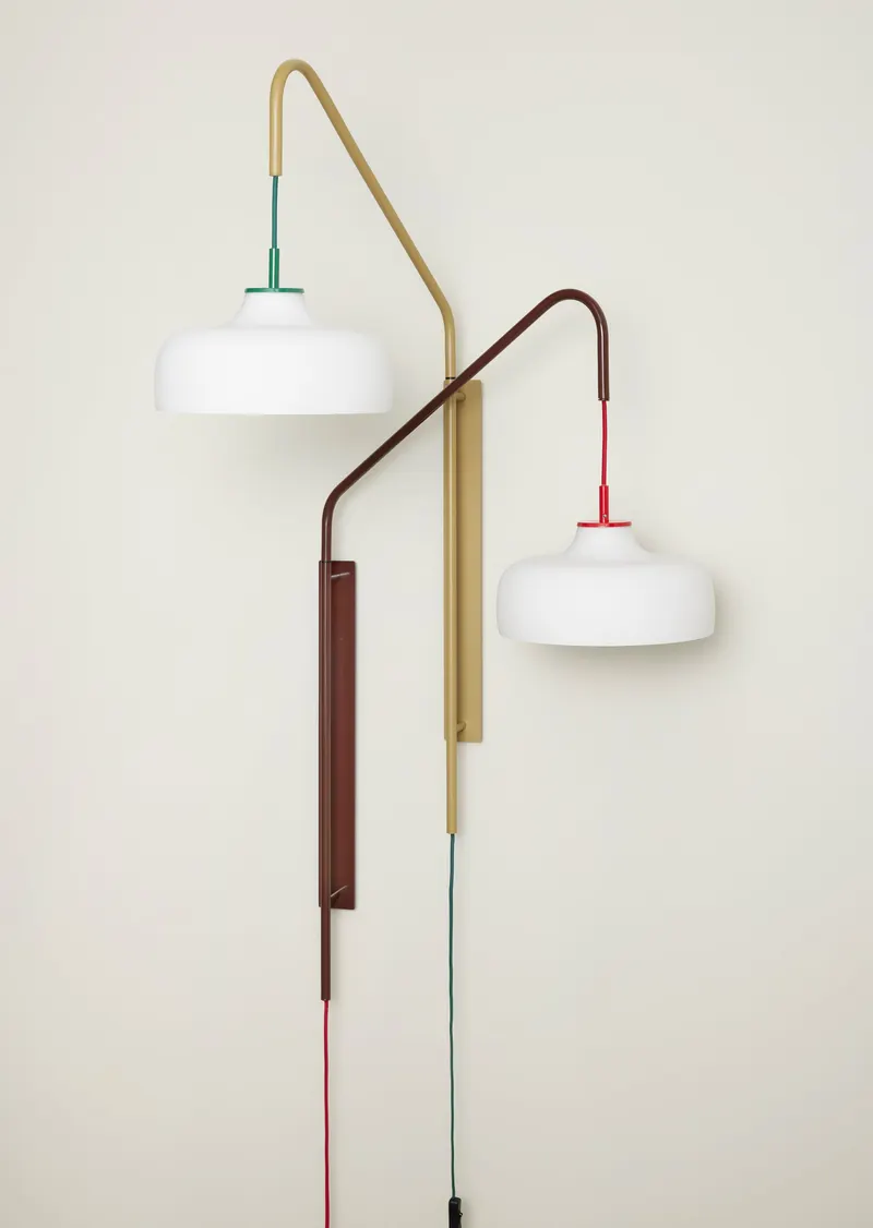 Hübsch Current Wandleuchte in Rotbraun und Weiß, 71 × 30 × H 111 cm, Ansicht 1