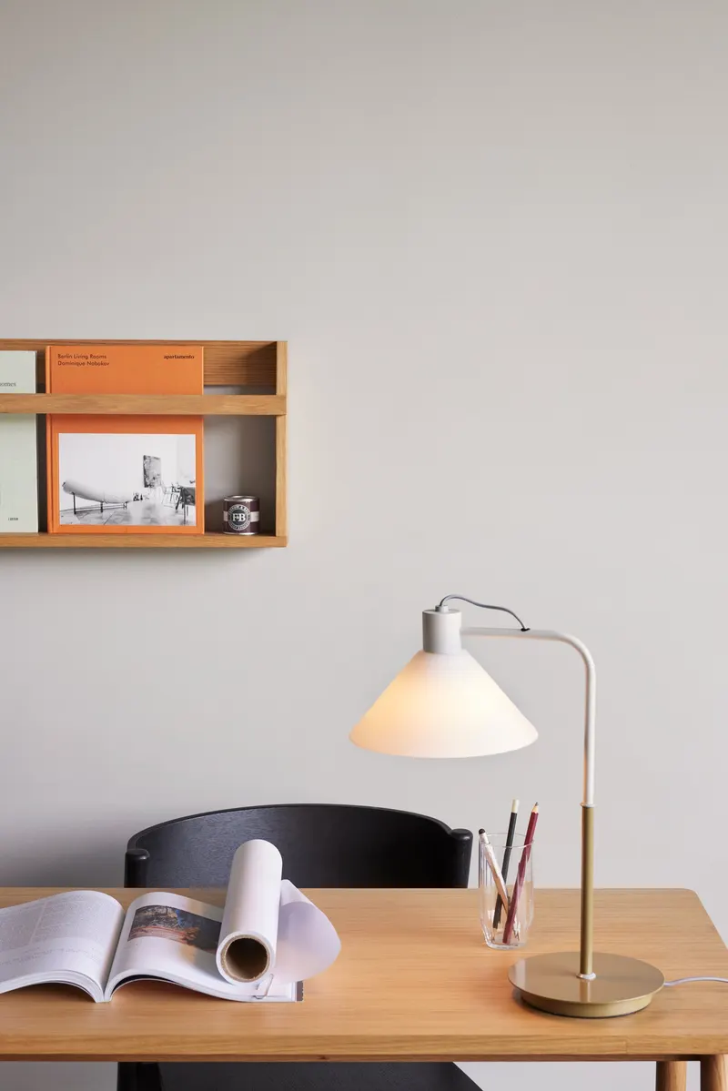 Hübsch Spot Tischleuchte in Khaki und Weiß, Ø 37 × 22 × H 44 cm, Ansicht 7