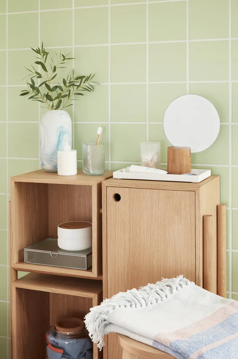 Hübsch Elements Vasenset in Klar, 12 × 7 × H 13 und 16 × 9 × H 18 und 12 × 7 × H 20 cm, Ansicht 3