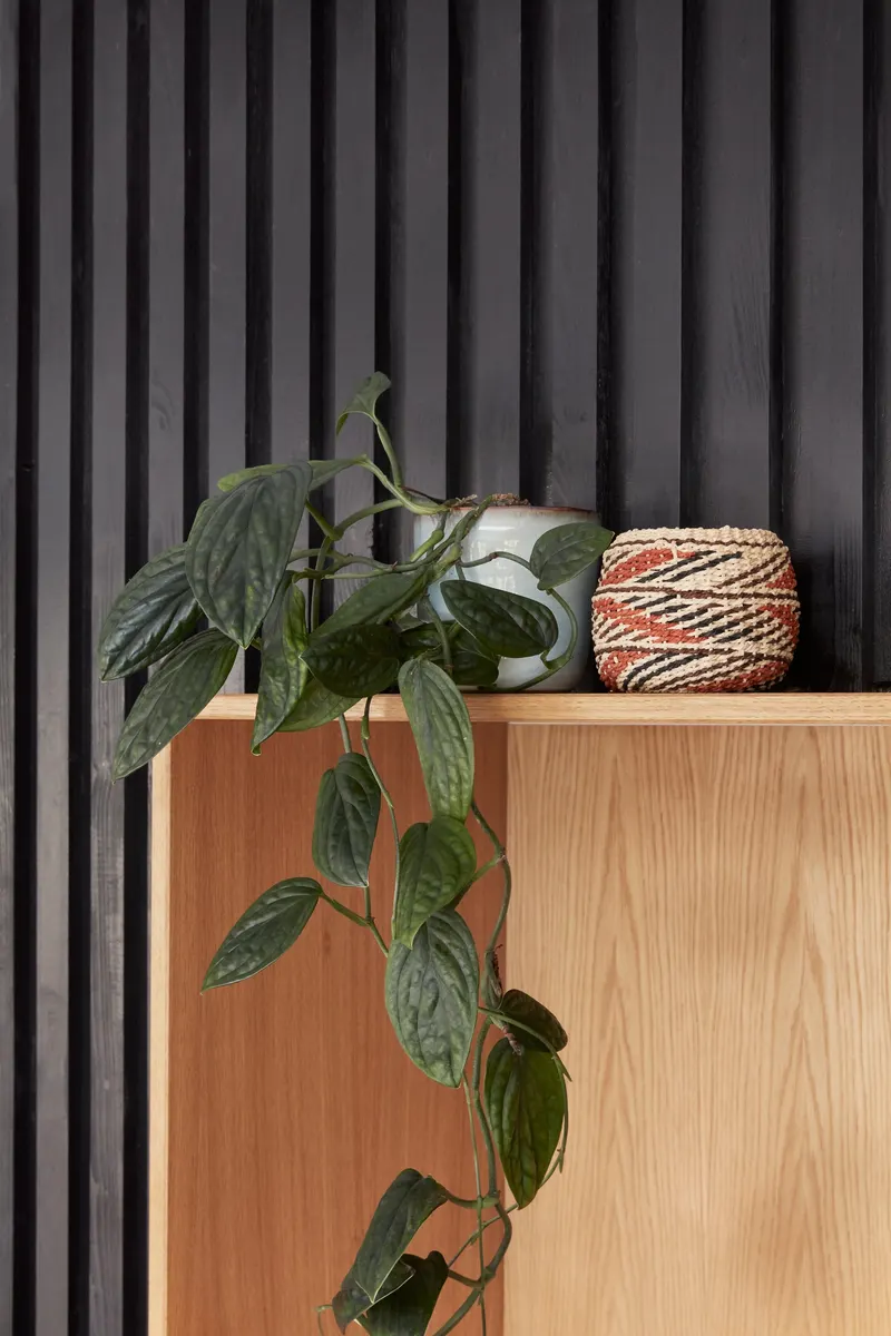 Hübsch Evoke Round Korbset in Schwarz, Braun, Naturfarben und Orange, Ø 12 × H 13 und Ø 13 × H 10 cm, Ansicht 4