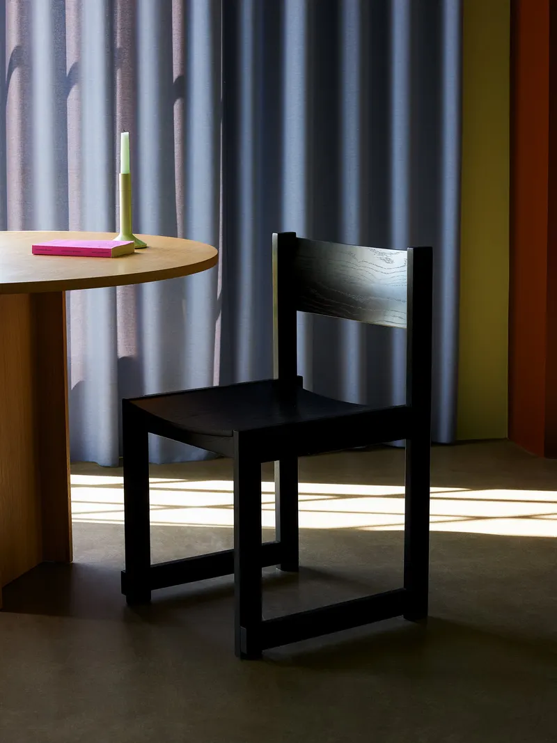 Hübsch Forma Esszimmerstuhl in Schwarz, 50 × 50 × H 80 cm, Ansicht 10