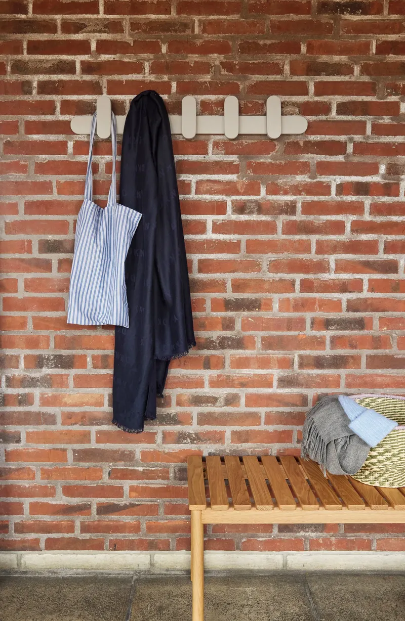 Hübsch Merry Garderobe in Hellgrau, 80 × 3,5 × H 14 cm, Ansicht 3