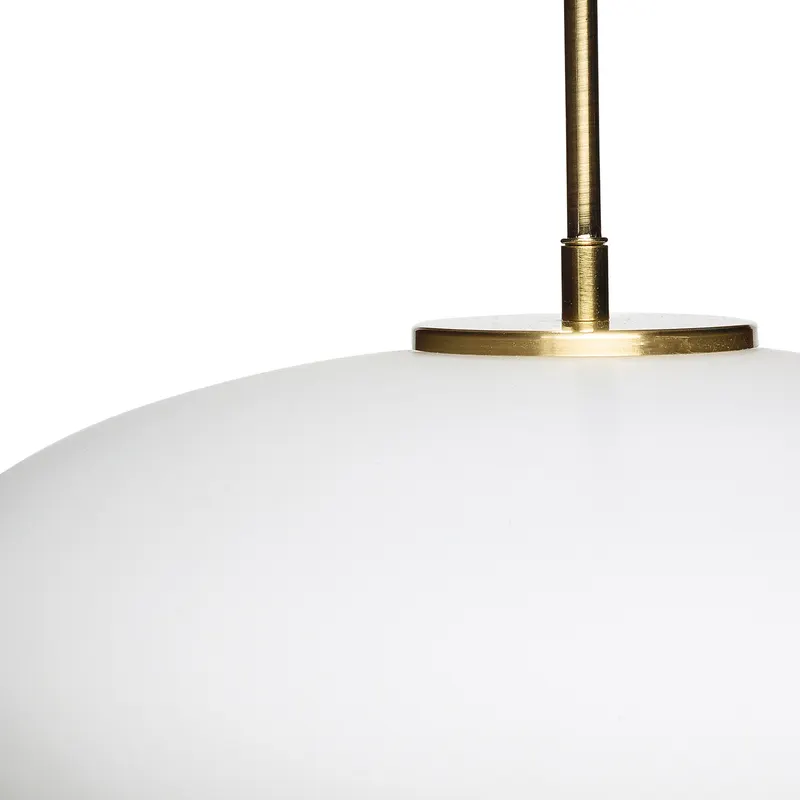 Hübsch Muse Ellipse Pendelleuchte in Messingfarben und Weiß, Ø 40 × H 36 cm, Ansicht 3