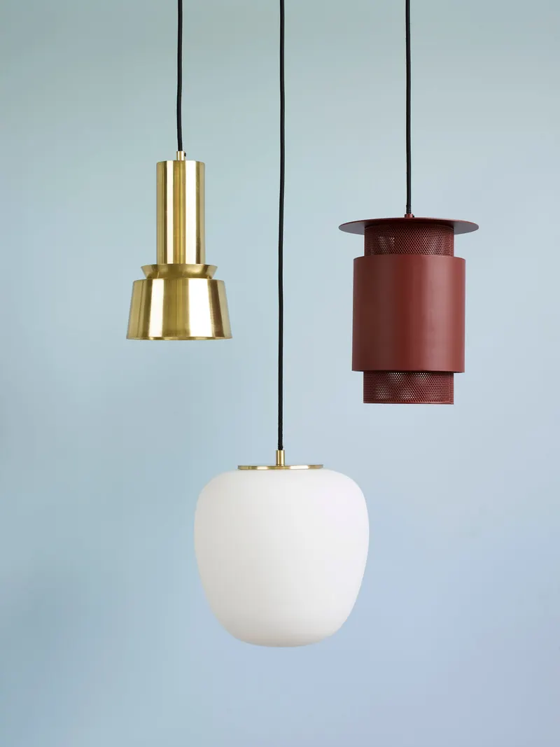 Hübsch Muse Pendelleuchte in Messingfarben und Weiß, Ø 25 × H 36 cm, Ansicht 6