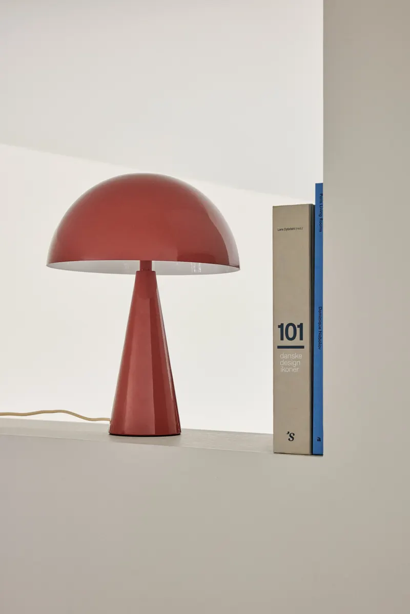 Hübsch Mush Tischleuchte in Rot, Ø 25 × H 33 cm, Ansicht 2