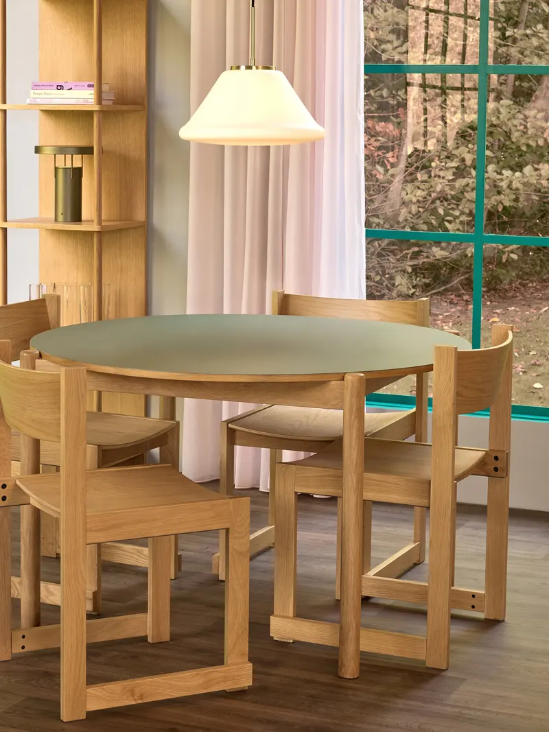 Hübsch Oblique Round Esstisch in Naturfarben und Oliv, Ø 115 × H 75 cm, Ansicht 8