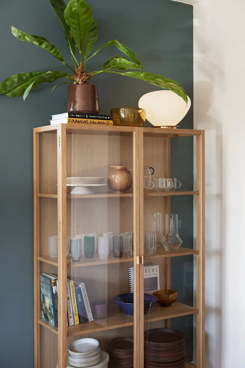 Hübsch Panorama Vitrine in Naturfarben, 110 × 42 × H 190 cm, Ansicht 4