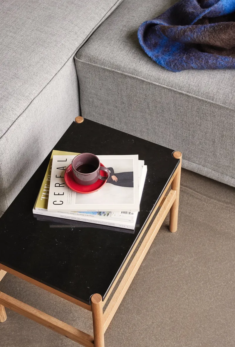 Hübsch Raw Beistelltisch in Schwarz und Naturfarben, 60 × 40 × H 42 cm, Ansicht 7