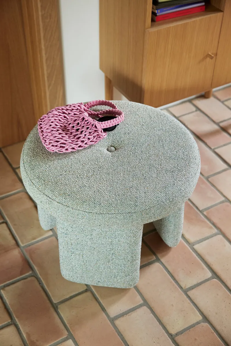 Hübsch Rocco Pouf in Hellgrün, Ø 54 × H 41 cm, Ansicht 5