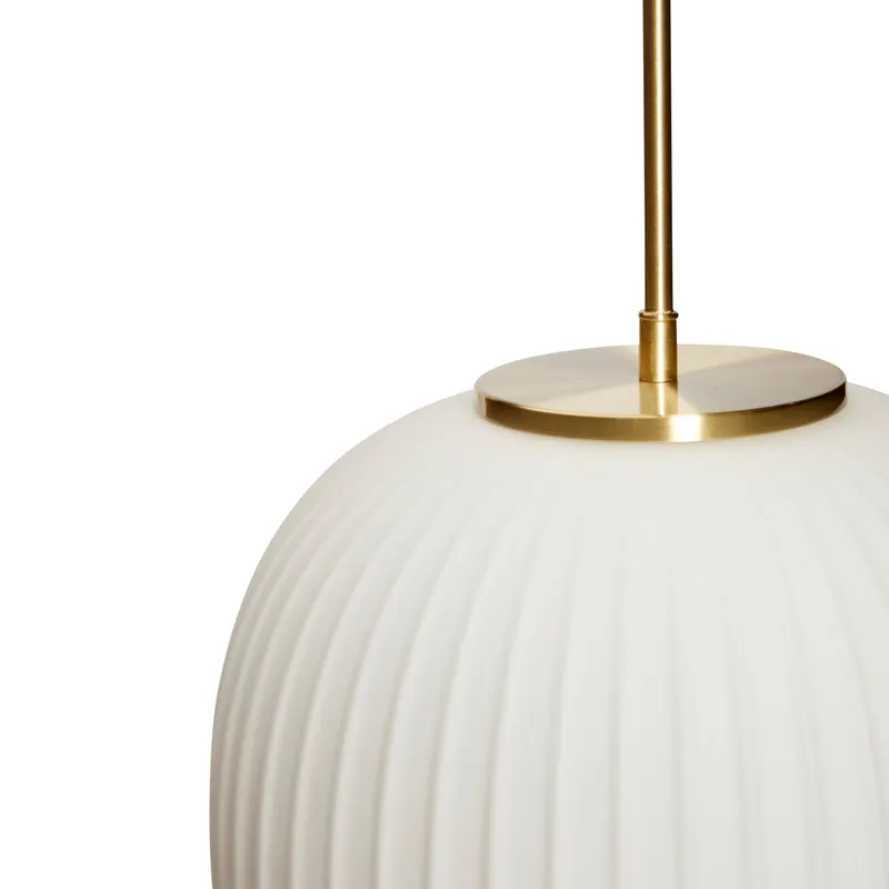 Hübsch Serene Pendelleuchte in Messingfarben und Weiß, Ø 32 × H 30 cm, Ansicht 4