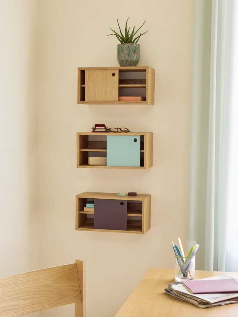 Hübsch Slide Regal in Naturfarben und Rot, 40 × 20 × H 20 cm, Ansicht 1