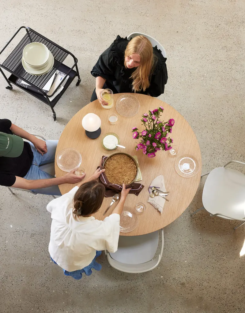 Hübsch Straight Round Esstisch in Naturfarben, Ø 120 × H 75 cm, Ansicht 10