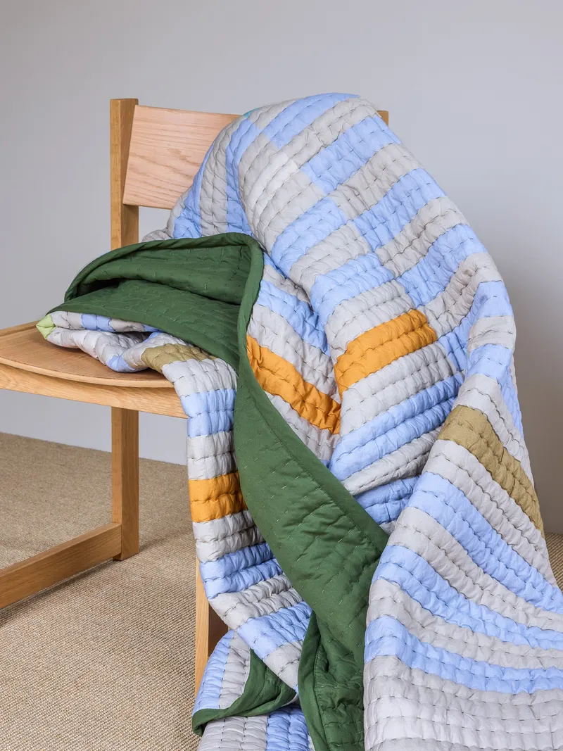 Hübsch Twist Block Tagesdecke in Dunkelgrün und Mehrfarbig, Länge 260 cm / Breite 260 cm / Höhe 3 cm, Ansicht 5