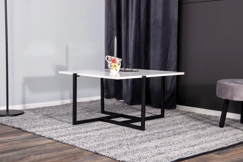 Hybrid quadratischer Couchtisch 80 × 80 cm in Weiß, Gestell Schwarz, im Wohnraum, Ansicht 6