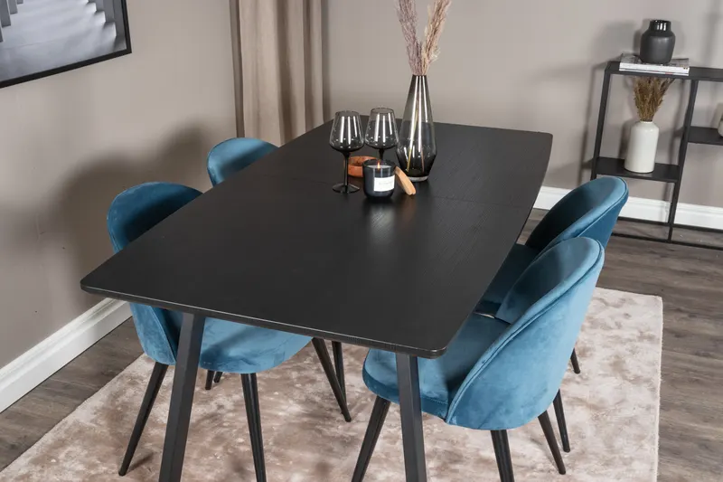 Inca & Velvet Essgruppe mit ausziehbarem Esstisch und 4 Polsterstühlen in Blau, Gestell Schwarz, im Wohnraum, Ansicht 4