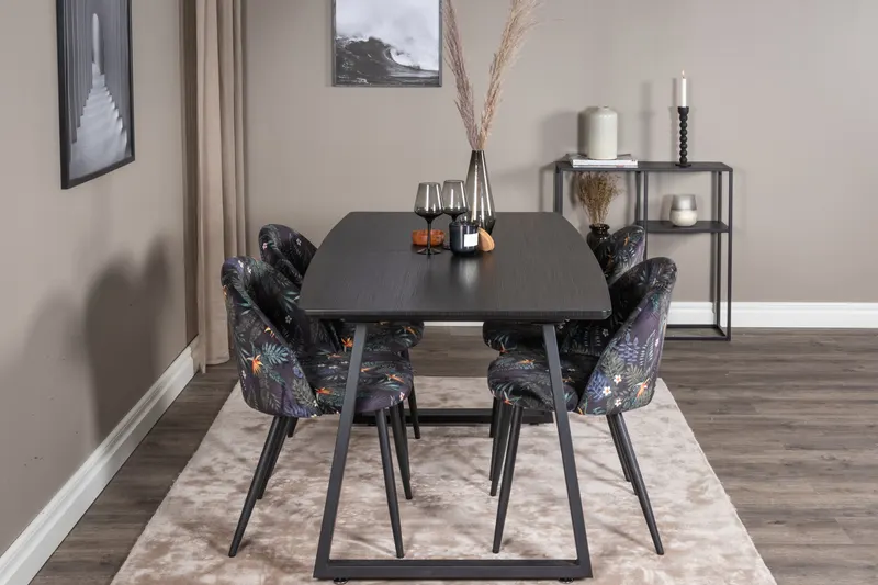 Inca & Velvet Essgruppe mit ausziehbarem Esstisch und 4 Polsterstühlen in Schwarz mit Blumenmuster, Gestell Schwarz, im Wohnraum, Ansicht 1