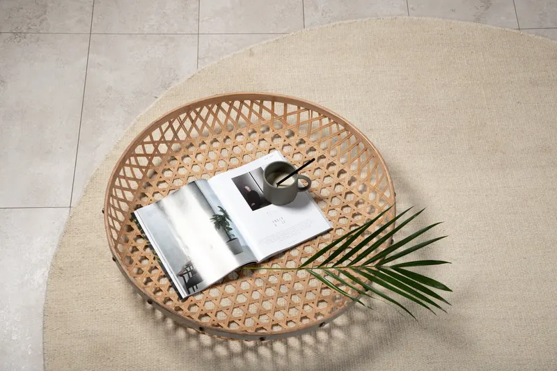 Jaipur Teppich rund aus Wolle und Baumwolle, Ø 200 cm in Beige, im Wohnraum, Ansicht 1