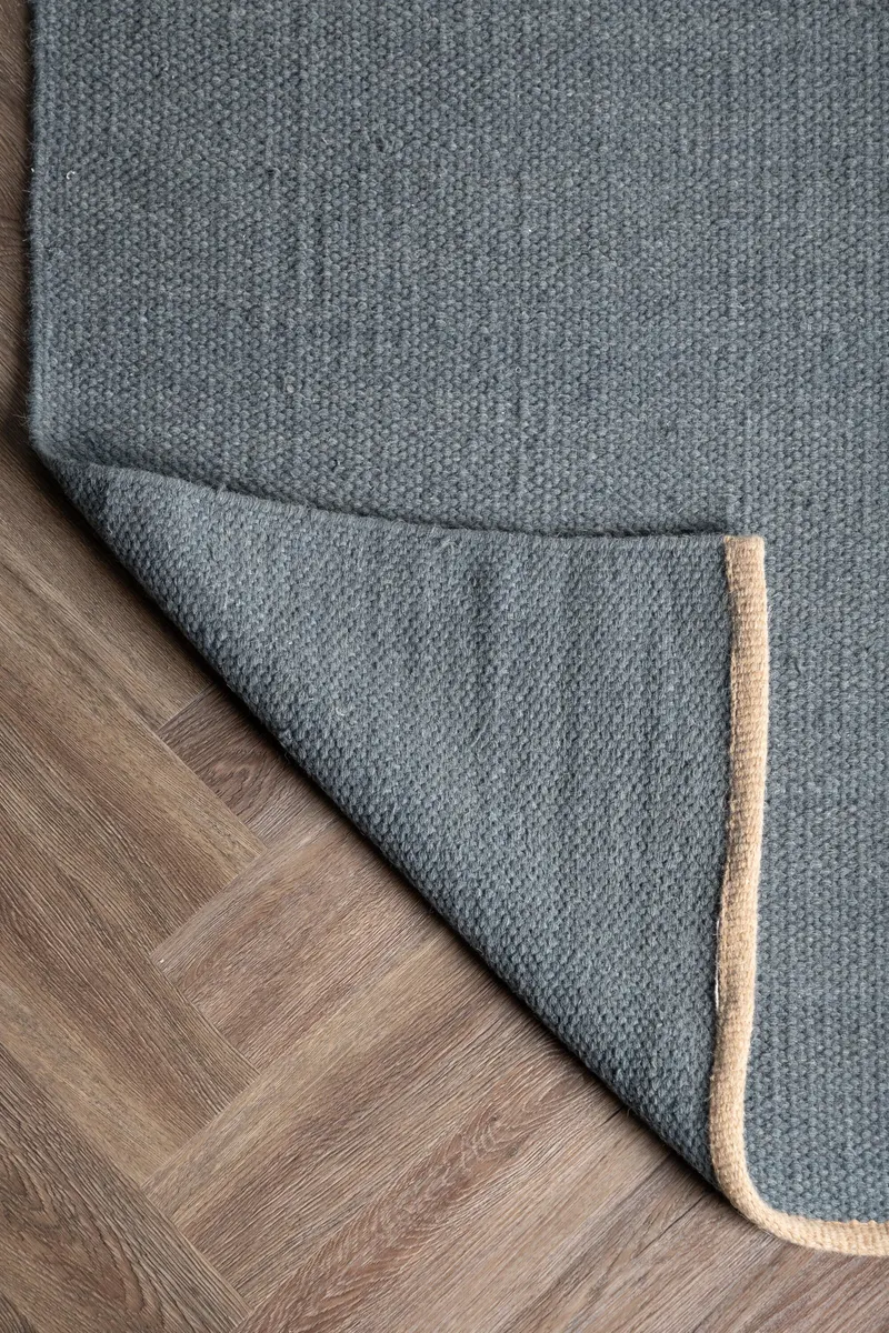 Jaipur Wollteppich aus Wolle und Baumwolle in 240 × 170 cm, Blau, im Wohnraum, Ansicht 4