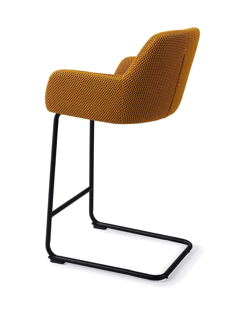 Hiroo Barhocker von Jesper Home in Tresenhöhe, Groovy Garam, Arch, Ansicht 4