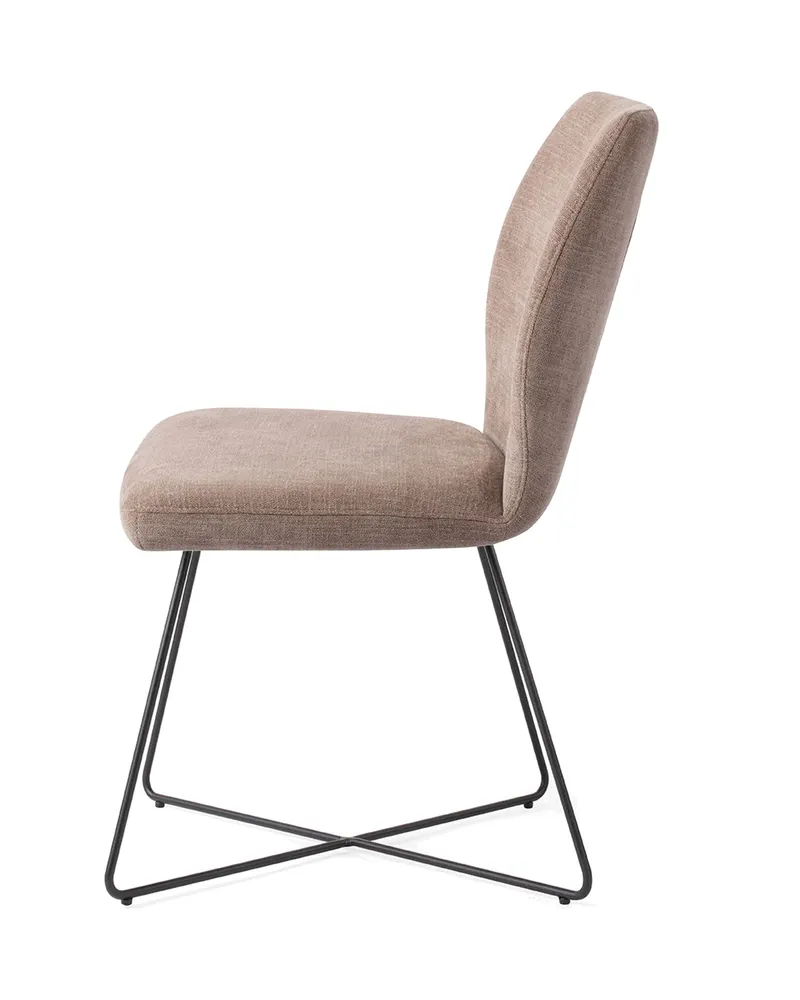 Ikata Esszimmerstuhl von Jesper Home in Mocha Mist, Cross, Schwarz, Ansicht 2
