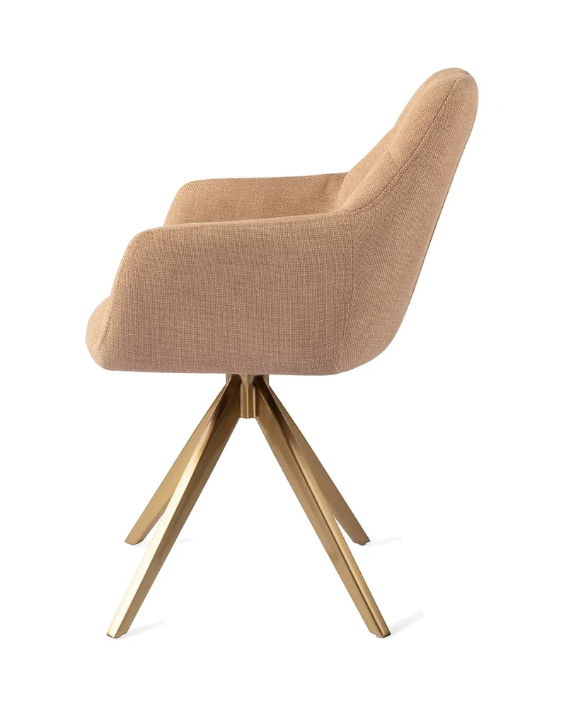 Noto Esszimmerstuhl mit Armlehnen von Jesper Home in Toasted Toffee, Turn, Gold, Ansicht 2
