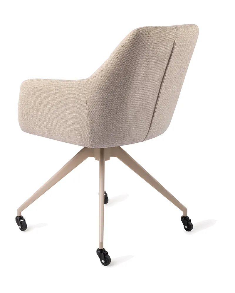 Noto Esszimmerstuhl mit Armlehnen von Jesper Home in Overnight Oats, Glide, Beige, Ansicht 4