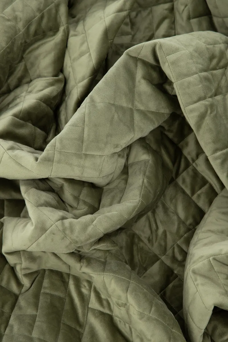 Jilly gesteppte Tagesdecke in 80 × 260 cm, Grün, im Wohnraum, Ansicht 4