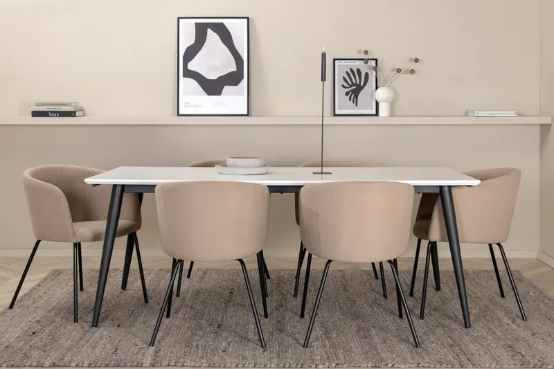 Jimmy & Berit Essgruppe mit weißem Esstisch und 6 Polsterstühlen in Beige, Gestell Schwarz, im Wohnraum, Ansicht 1