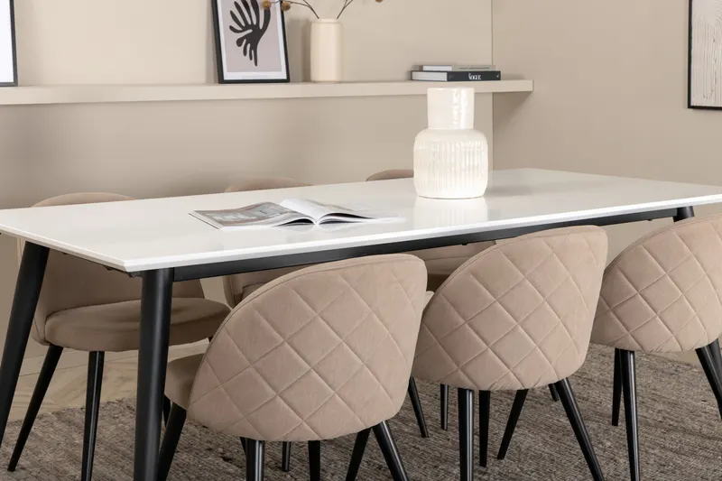 Jimmy & Velvet Essgruppe mit weißem Esstisch und 6 Polsterstühlen in Beige, Gestell Schwarz, im Wohnraum, Ansicht 3