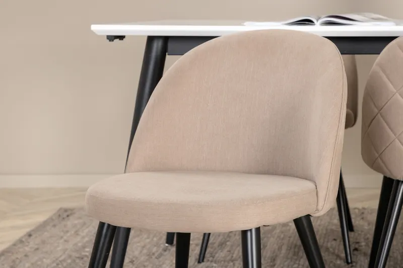 Jimmy & Velvet Essgruppe mit weißem Esstisch und 6 Polsterstühlen in Beige, Gestell Schwarz, im Wohnraum, Ansicht 5