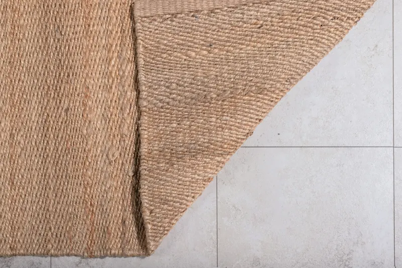 Kali Juteteppich aus 100 % Jute in 300 × 200 cm, Natur, im Wohnraum, Ansicht 5